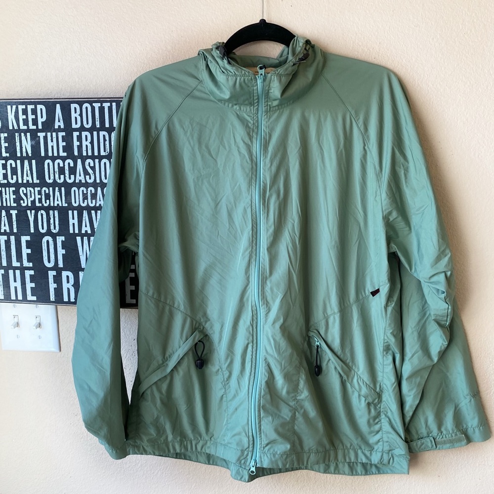 Woolrich green windbreaker